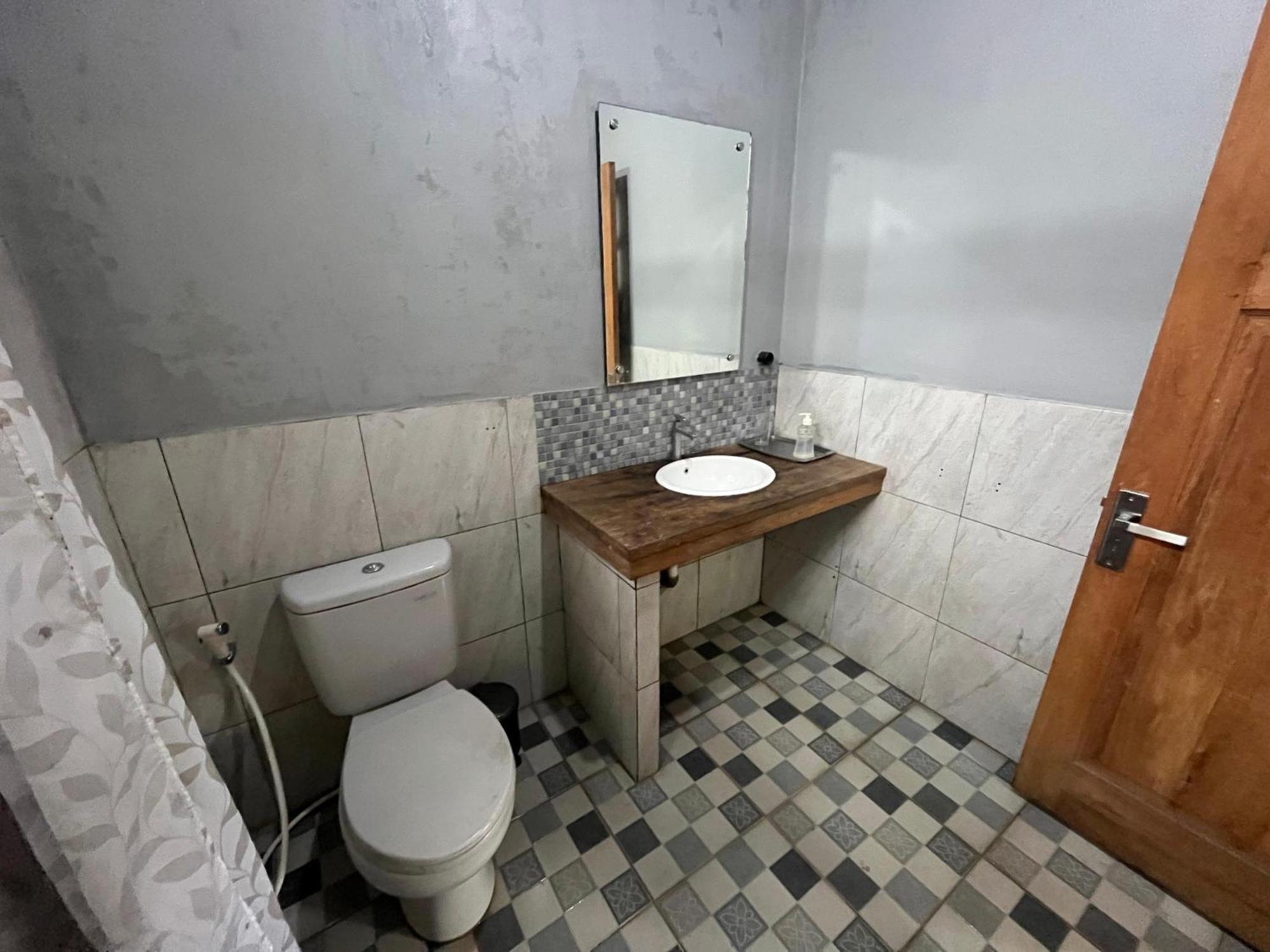 Saka Homestay Boutique & Cafe Магеланг Екстериор снимка