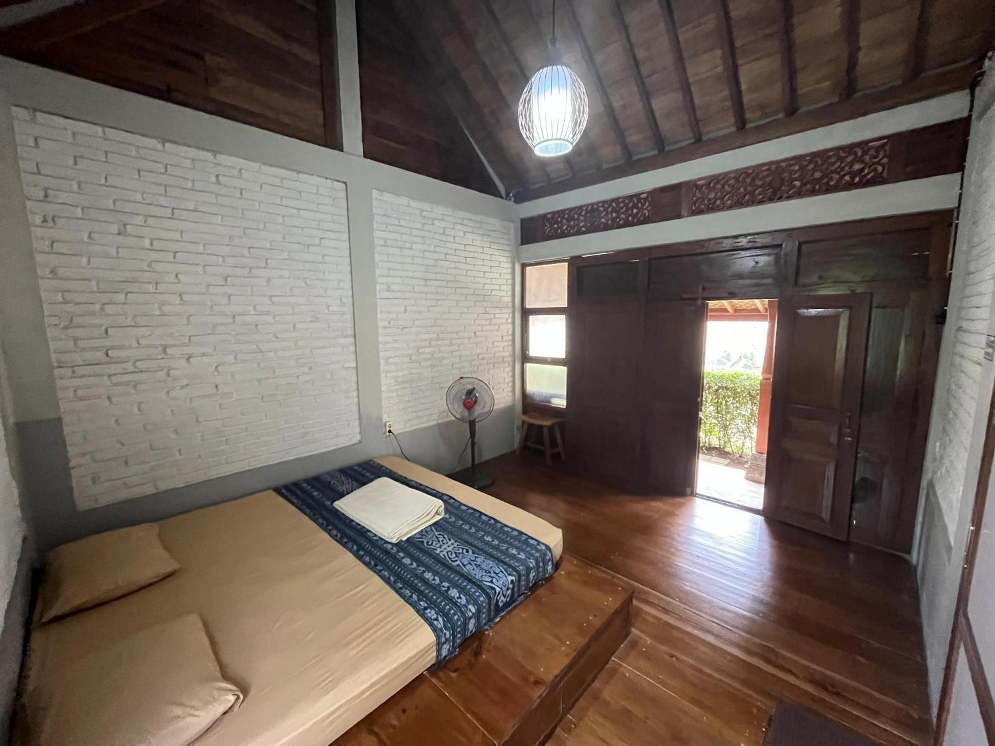 Saka Homestay Boutique & Cafe Магеланг Екстериор снимка